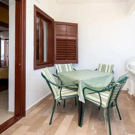 Morovic アパート