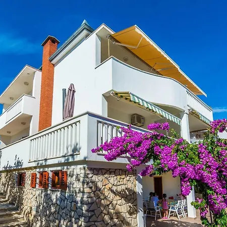 Morovic דירה פטרצ'אנה