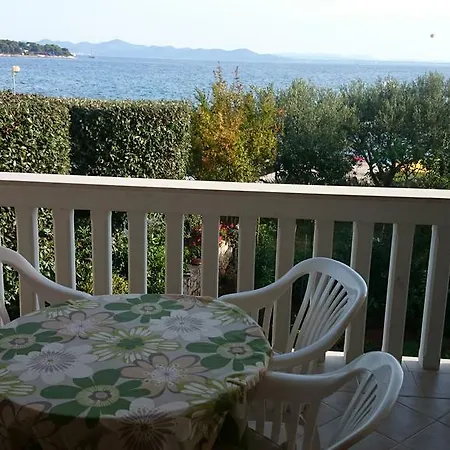 Apartment Morovic Petrcane