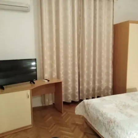 公寓 Morovic 佩特坎内