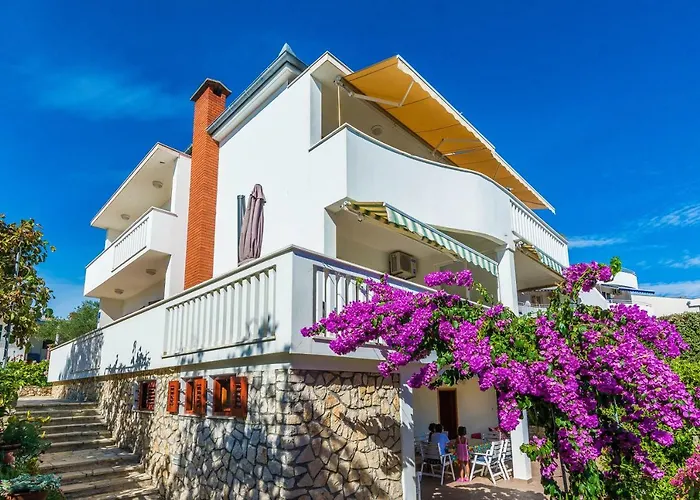 Morovic 아파트 돈제페트레케인